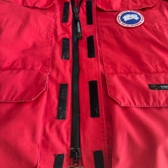 AUTHENTIC Canada Goose Men’s Expedition Parka (Red) MEDIUM - Picture 8 of 16